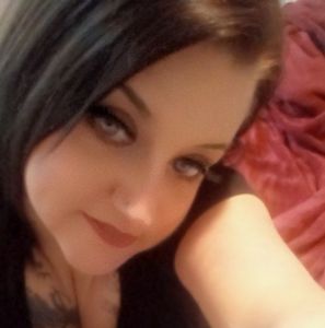 Meet your Posher, Shayna